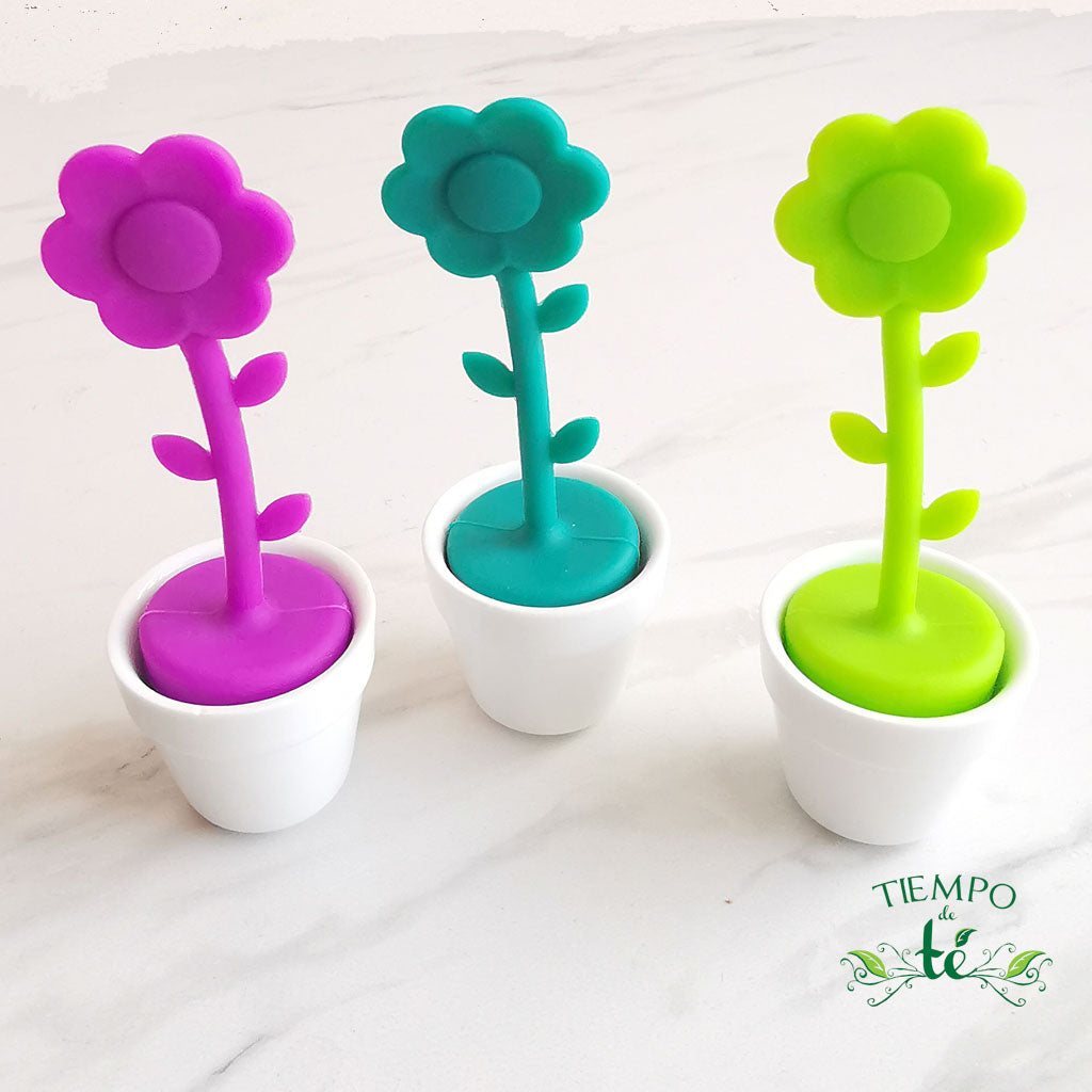 Infusor flor con maceta