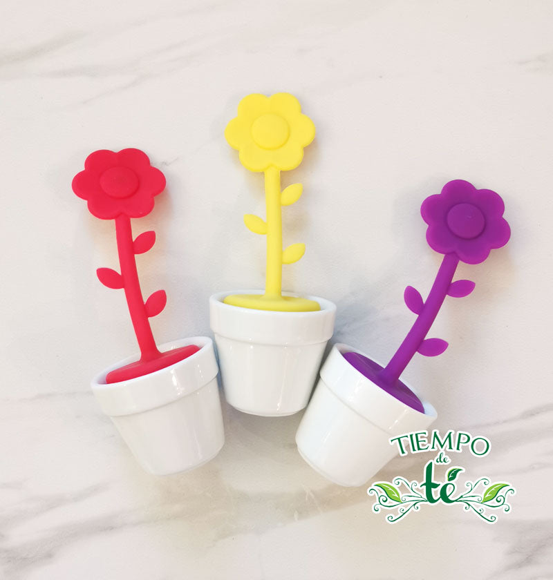Infusor flor con maceta