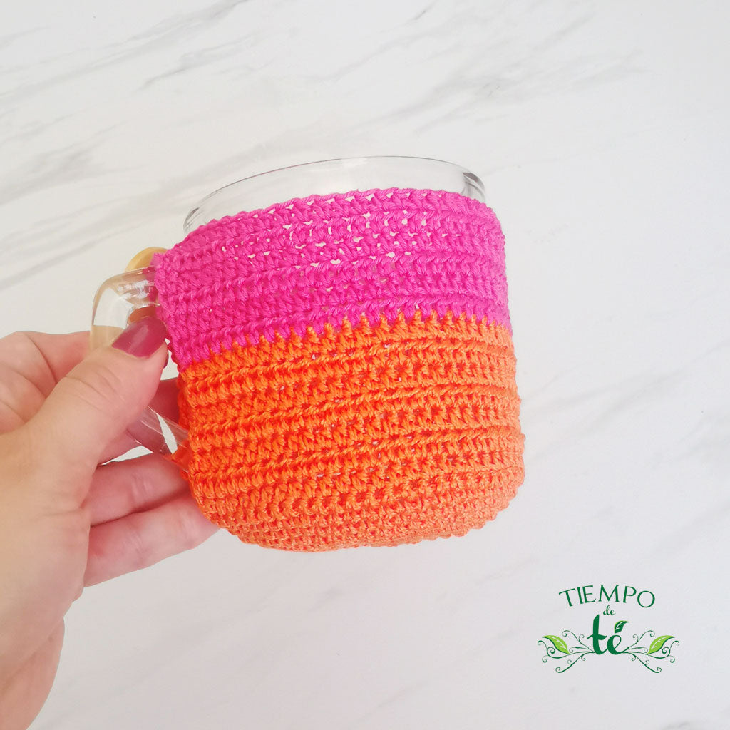 Taza con sweater