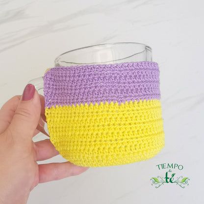 Taza con sweater